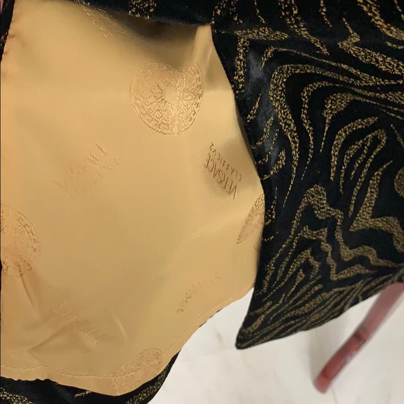 Authentic Gianni Versace Classic V2 2 piece Suit - Picture 4 of 8